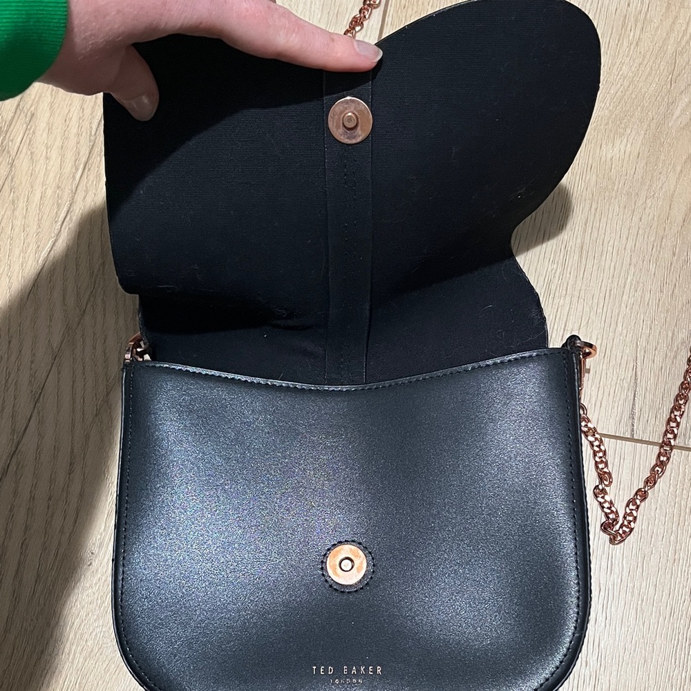 Ted Baker Black and Rose Gold Crossbody Bag - Picture 2 of 4